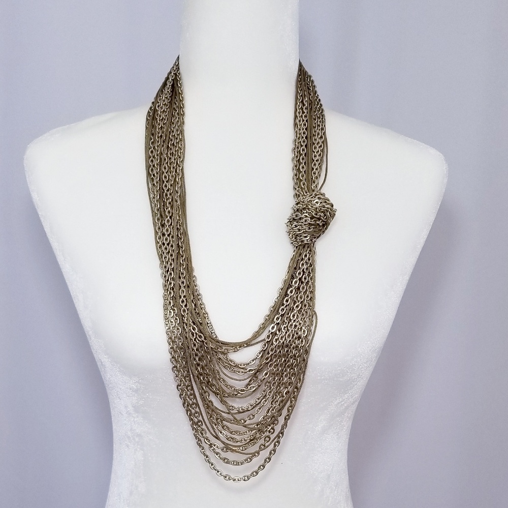 NWT Banana Republic Statement Necklace